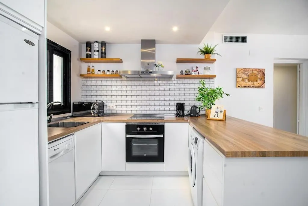 Beautiful 2 Bedrooms Apartment In Puerto Banus Marbella Spain
