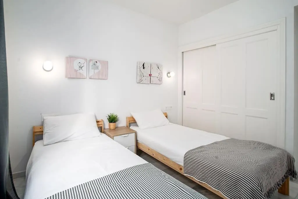 Beautiful 2 Bedrooms Apartment In Puerto Banus Marbella